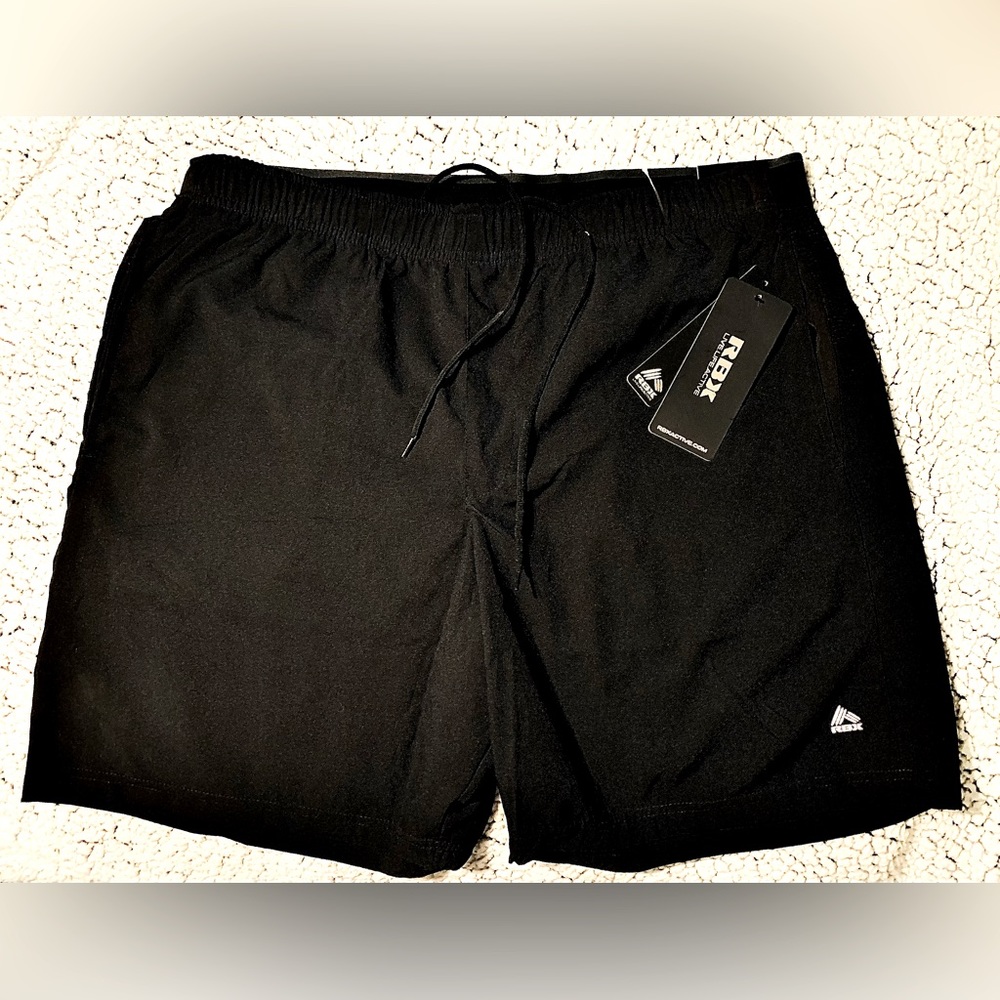 Men’s black XL RBX active shorts
